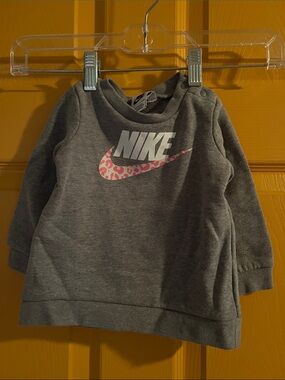 9 MONTHS BABY GIRL NIKE SWEATSHIRT PINK LEOPARD SWOOSH